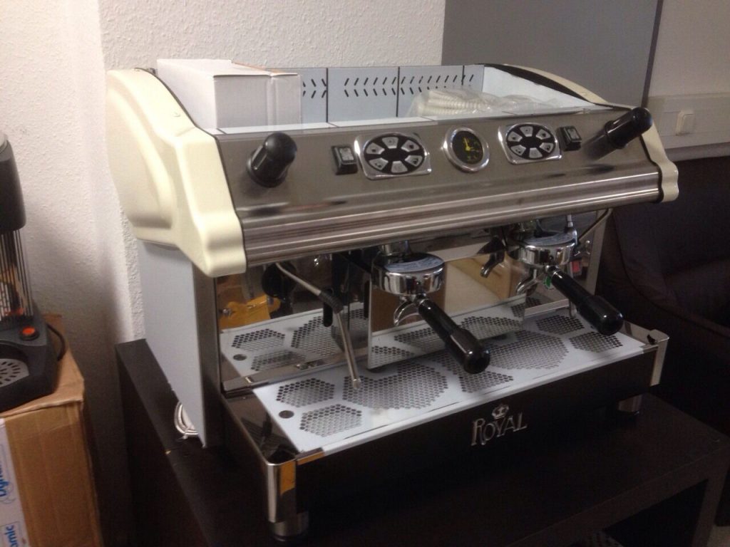 Kaffeemaschine Royal Tecnica Espressomaschine 2 gruppig, Made in Italy, Eiscafe Softeis